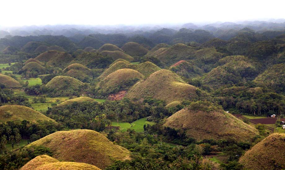 Шоколадні пагорби на Філіппінах